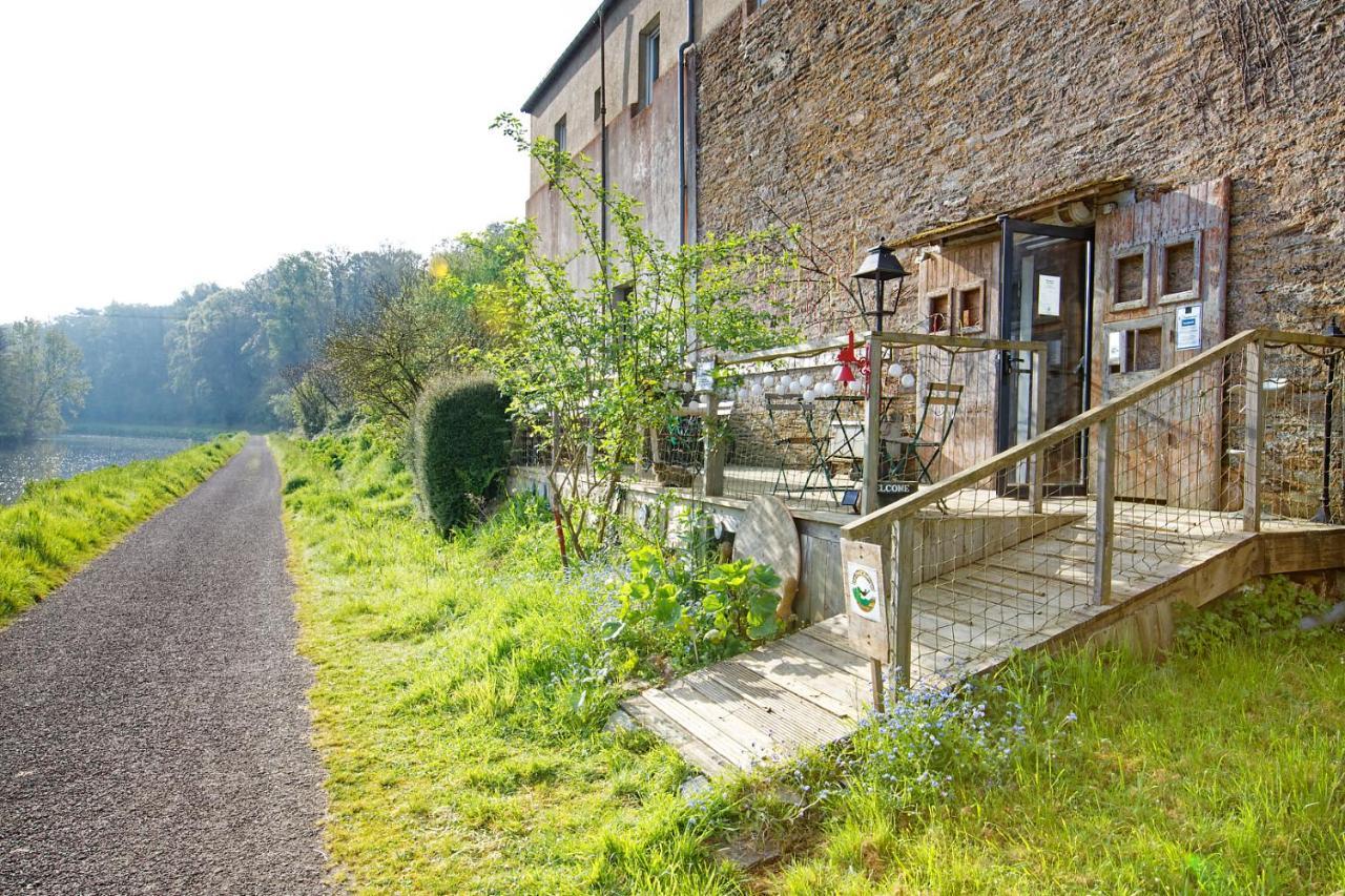 Le Deck'Halage Bed & Breakfast Malestroit Eksteriør bilde